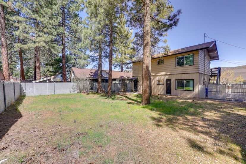 440 W Mojave Blvd #1 - Photo 2 of 20