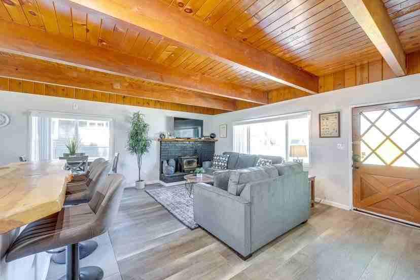 440 W Mojave Blvd #1 - Photo 7 of 20