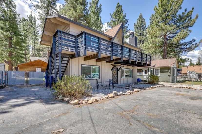 440 W Mojave Blvd #2 - Photo 2 of 20
