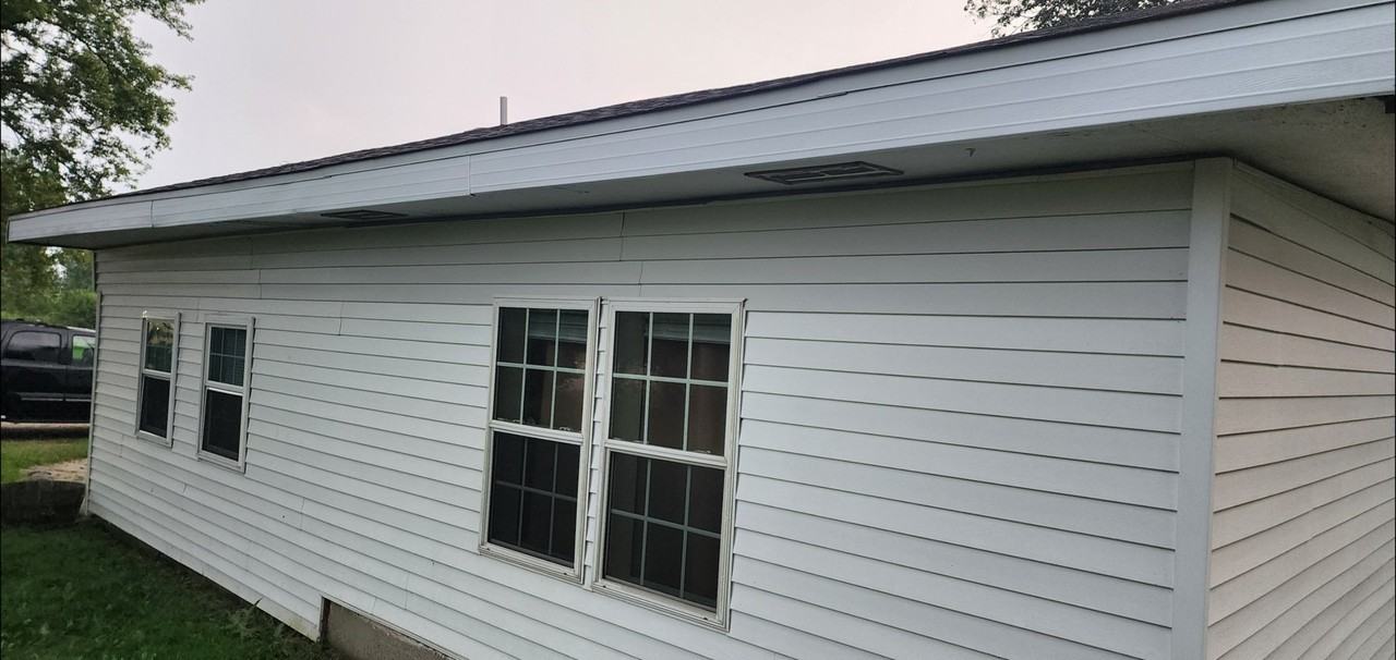 905 N Somonauk Rd - Photo 4 of 14