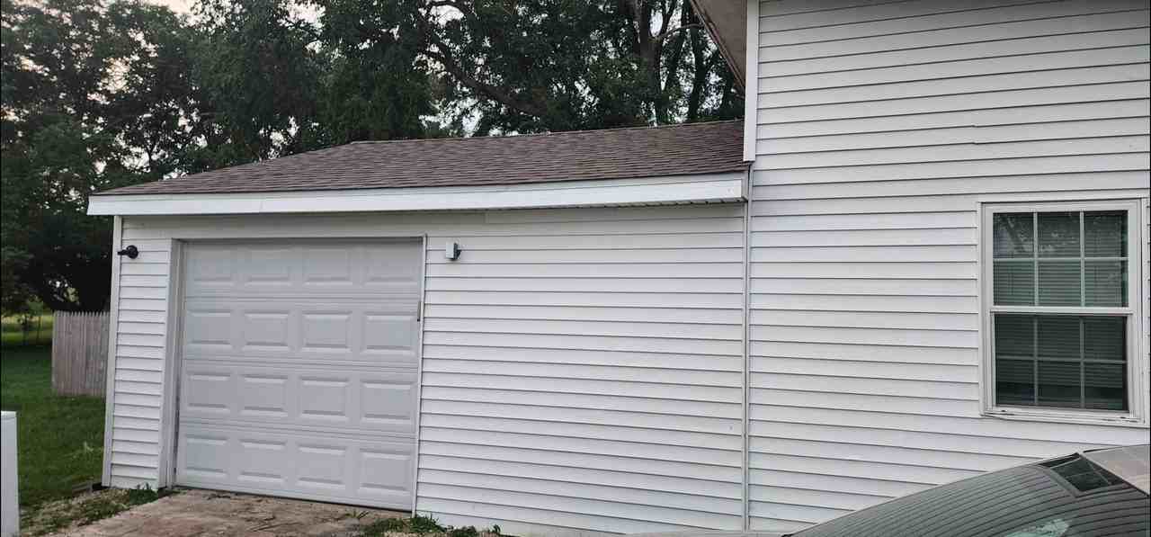 905 N Somonauk Rd - Photo 5 of 14