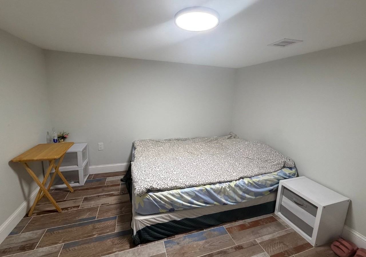 1555 Ocean St #1A - Photo 3 of 10