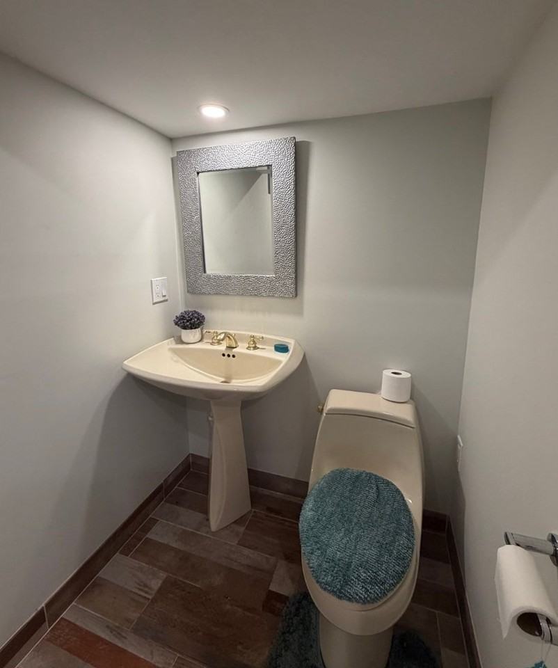1555 Ocean St #1A - Photo 7 of 10