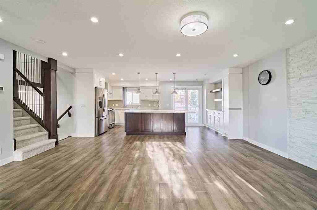 4011 Charleswood Dr Nw - Photo 2 of 49