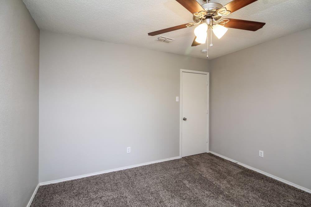 5813 Matt St #NA - Photo 5 of 7