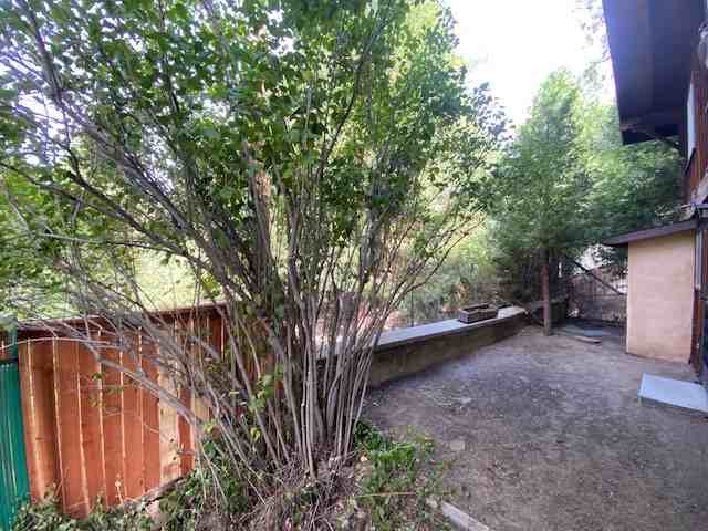 25225 Lodge Rd - Photo 5 of 12