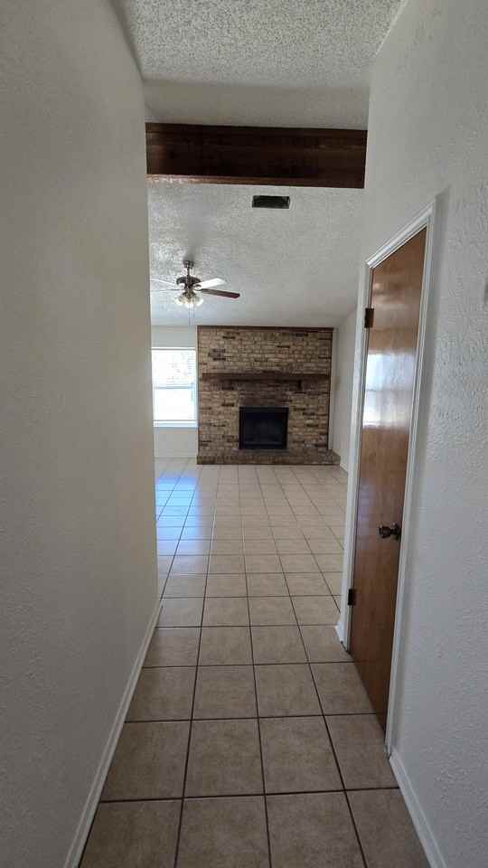 1118 Preswick Dr #NA - Photo 6 of 35