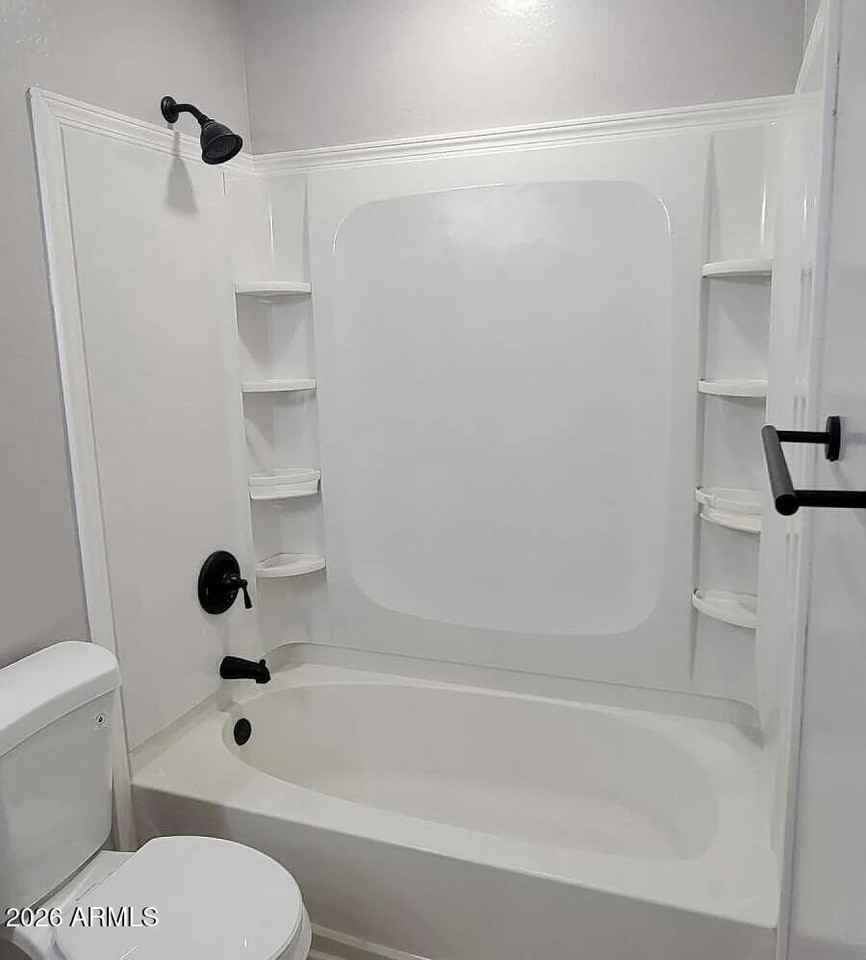 6835 S 40th Pl - Photo 7 of 9