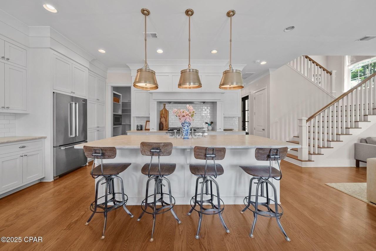 326 Cabana Trl - Photo 3 of 50