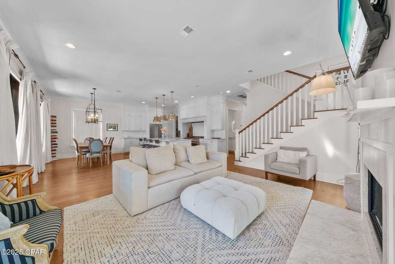 326 Cabana Trl - Photo 6 of 50