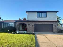 featured image of 94 S Prince Dr
