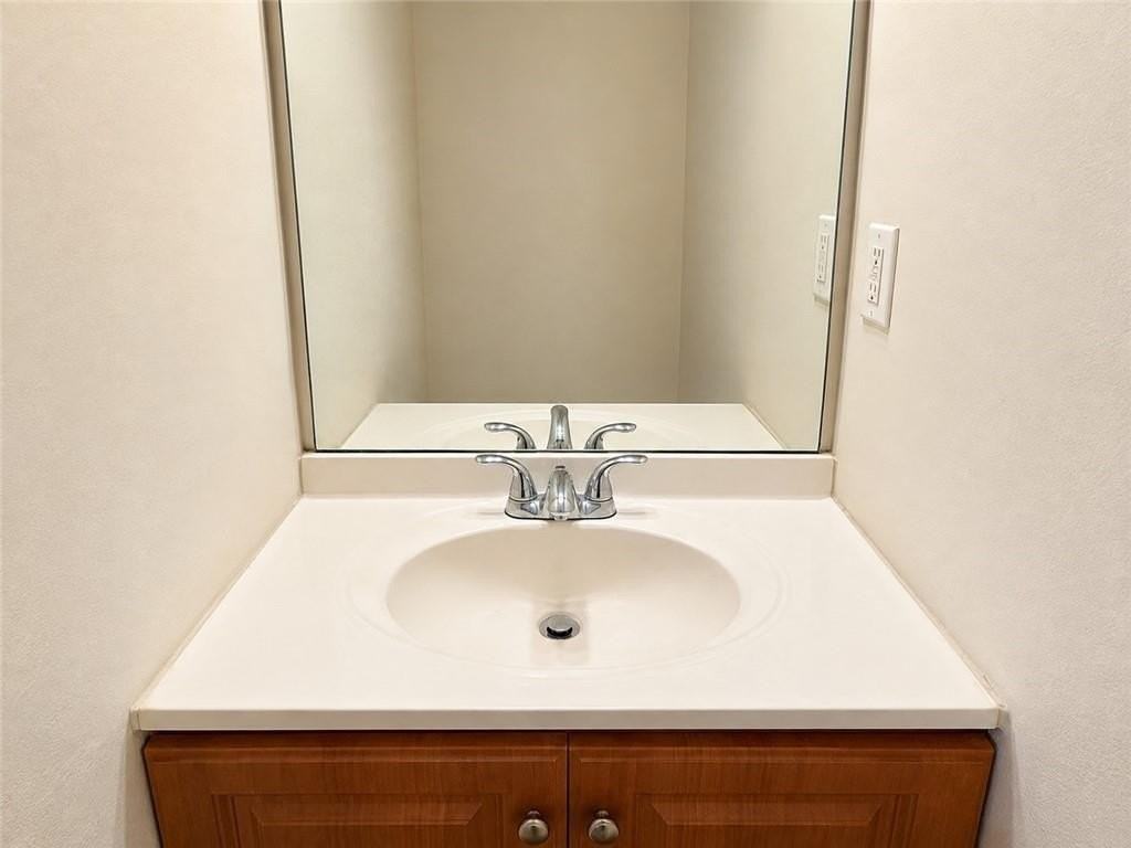 3645 Postwaite Cir - Photo 4 of 22