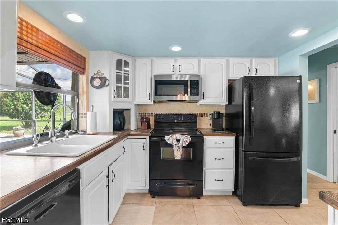 2110 Sw Santa Barbara Pl - Photo 4 of 25