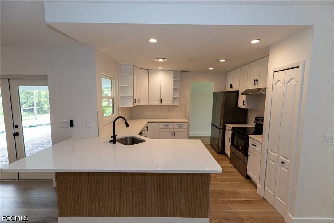 19570 Oak Forest Dr - Photo 4 of 25