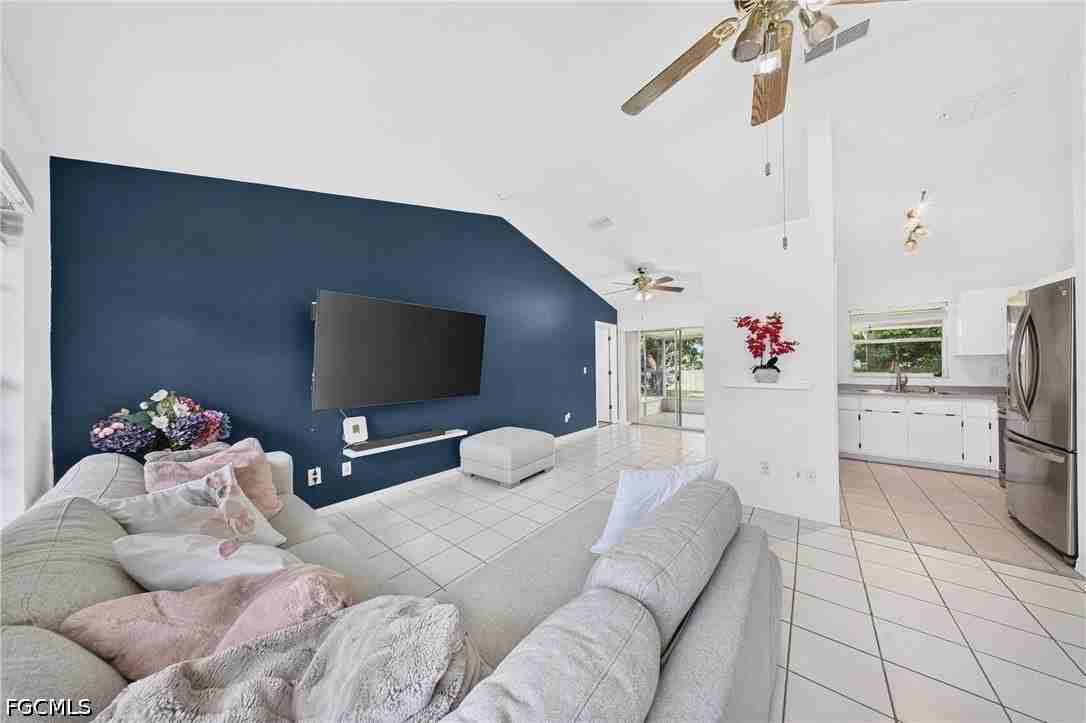 703 Sw 21st Ln - Photo 7 of 39