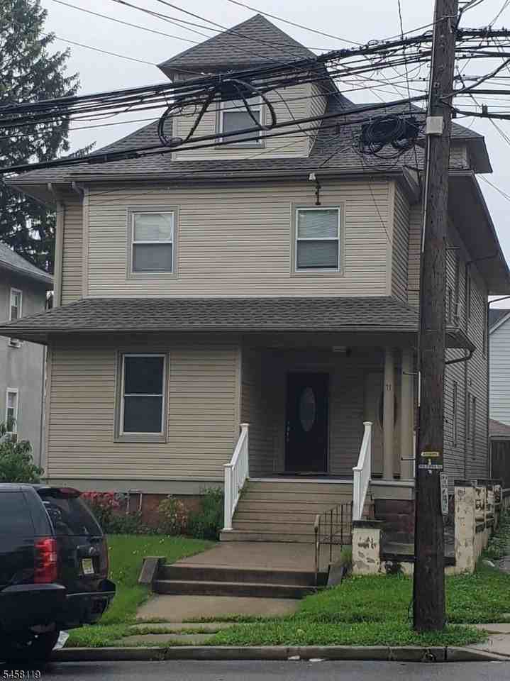 71 Aycrigg Ave #A