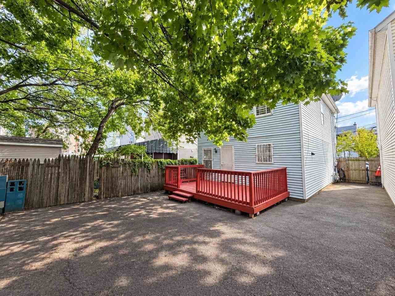 92 Myrtle Ave #R - Photo 5 of 24