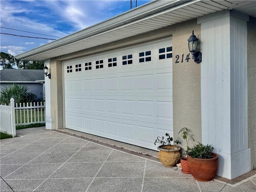 214 Triumph Dr - Photo 2 of 44
