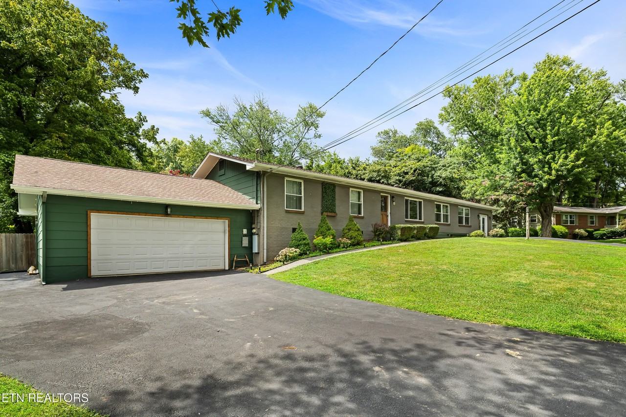 721 Kephard Cir - Photo 6 of 41
