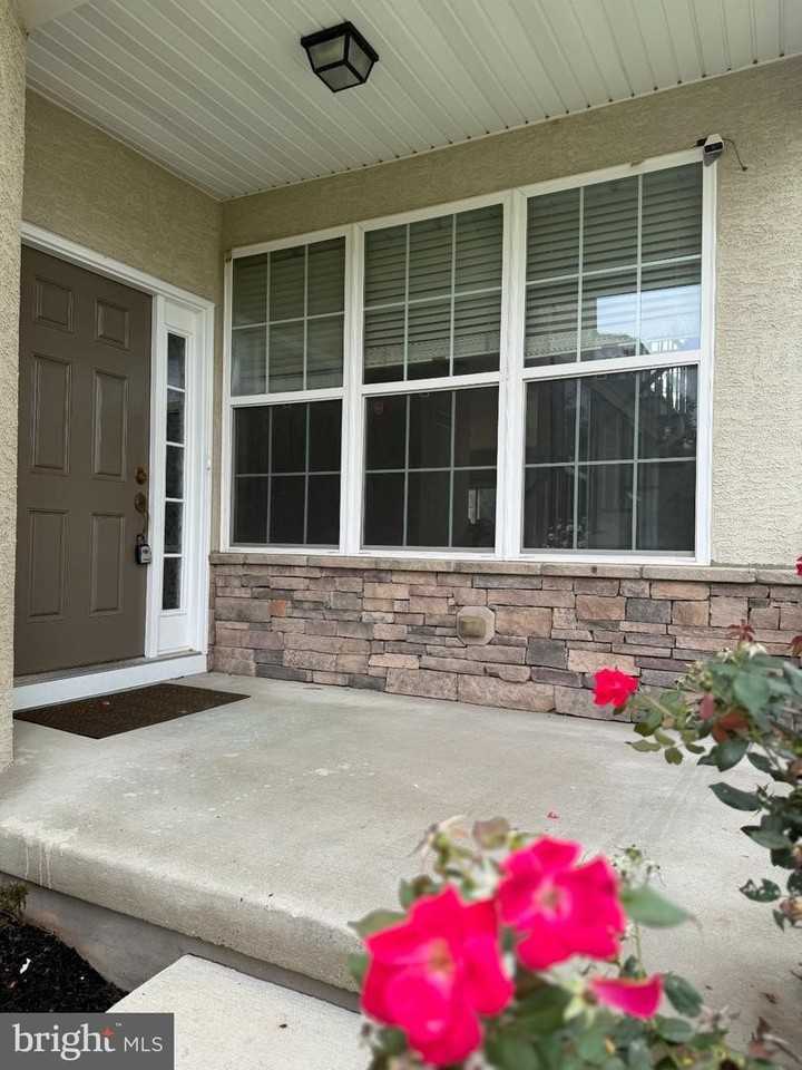2603 Rockledge Ct - Photo 5 of 42