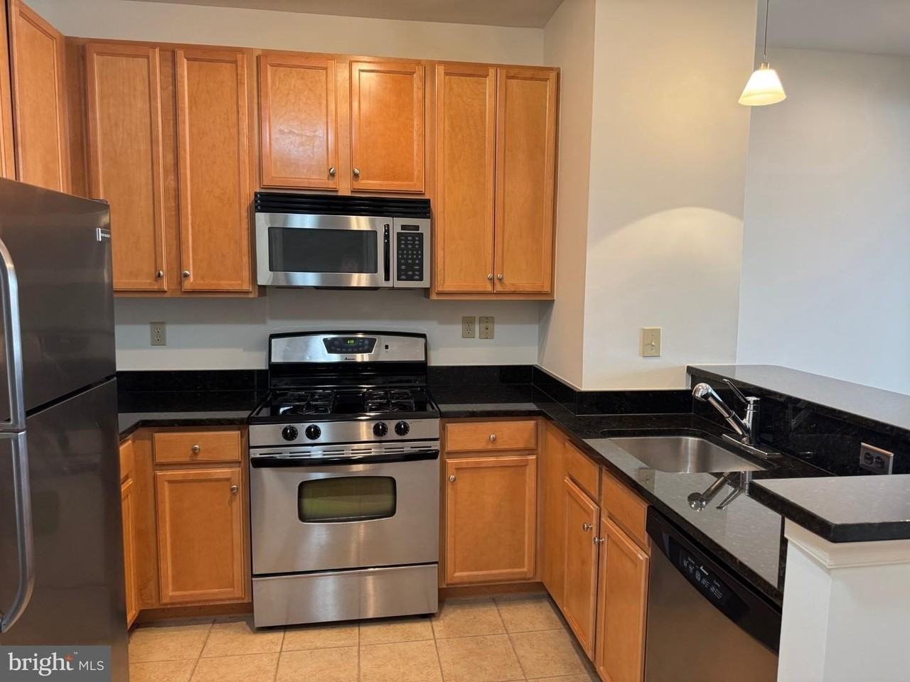 2655 Prosperity Ave - Photo 4 of 16