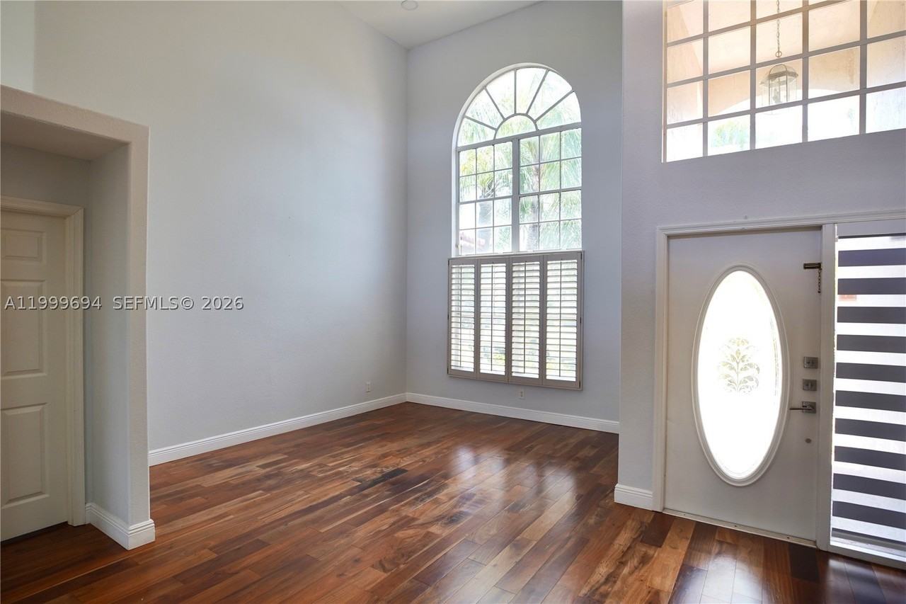 18281 Sw 22nd St - Photo 5 of 46