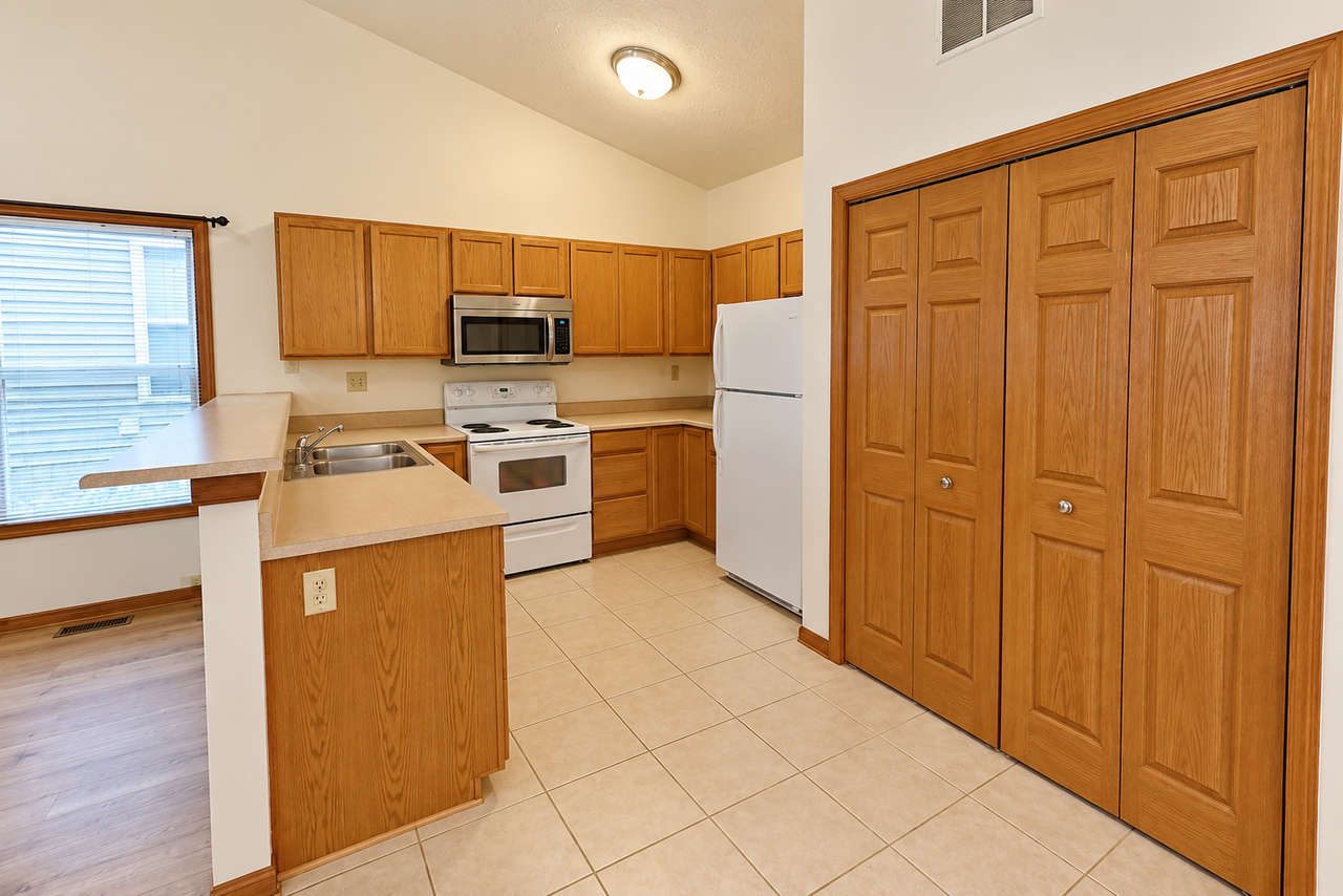 3907 Ledyard St #3907 - Photo 5 of 9