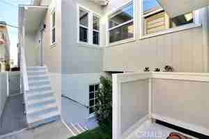 featured image of 230 30th St