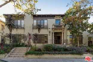 177 N Sycamore Ave - Photo 1 of 1