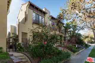 177 N Sycamore Ave - Photo 2 of 8