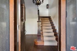 177 N Sycamore Ave - Photo 4 of 8