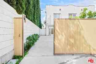 741 N Las Palmas Ave - Photo 1 of 1