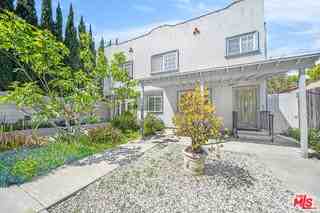 741 N Las Palmas Ave - Photo 4 of 8