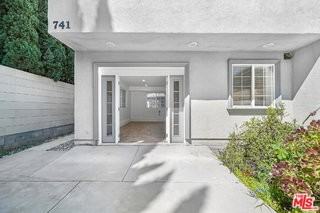 741 N Las Palmas Ave - Photo 5 of 8