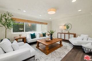 2408 34th St #4 - Photo 3 of 6