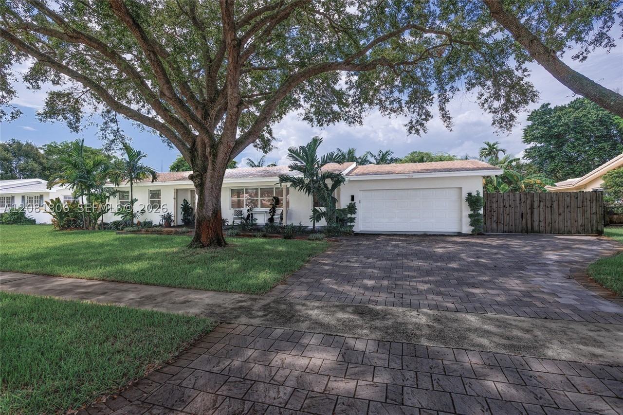 7460 Nw 7th Ct - Photo 7 of 39