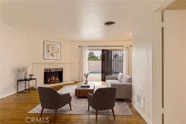 16506 Halsted St - Photo 2 of 8