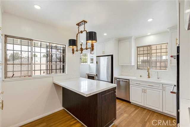 16506 Halsted St - Photo 6 of 8