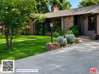 13509 Bassett St - Photo 3 of 8