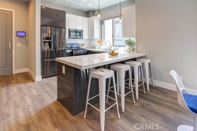 330 Salem St #304 - Photo 3 of 8