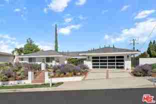 22505 Dardenne St - Photo 1 of 1
