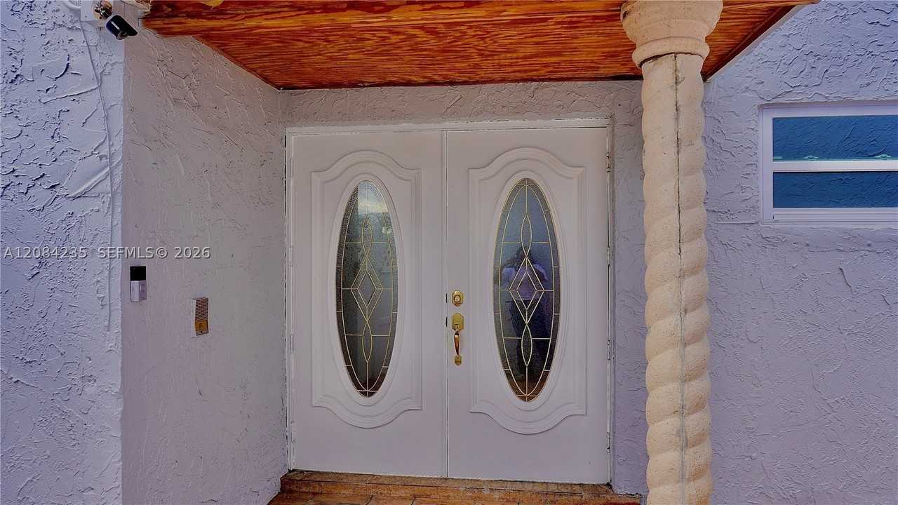 13259 Sw 9th Ln - Photo 2 of 27