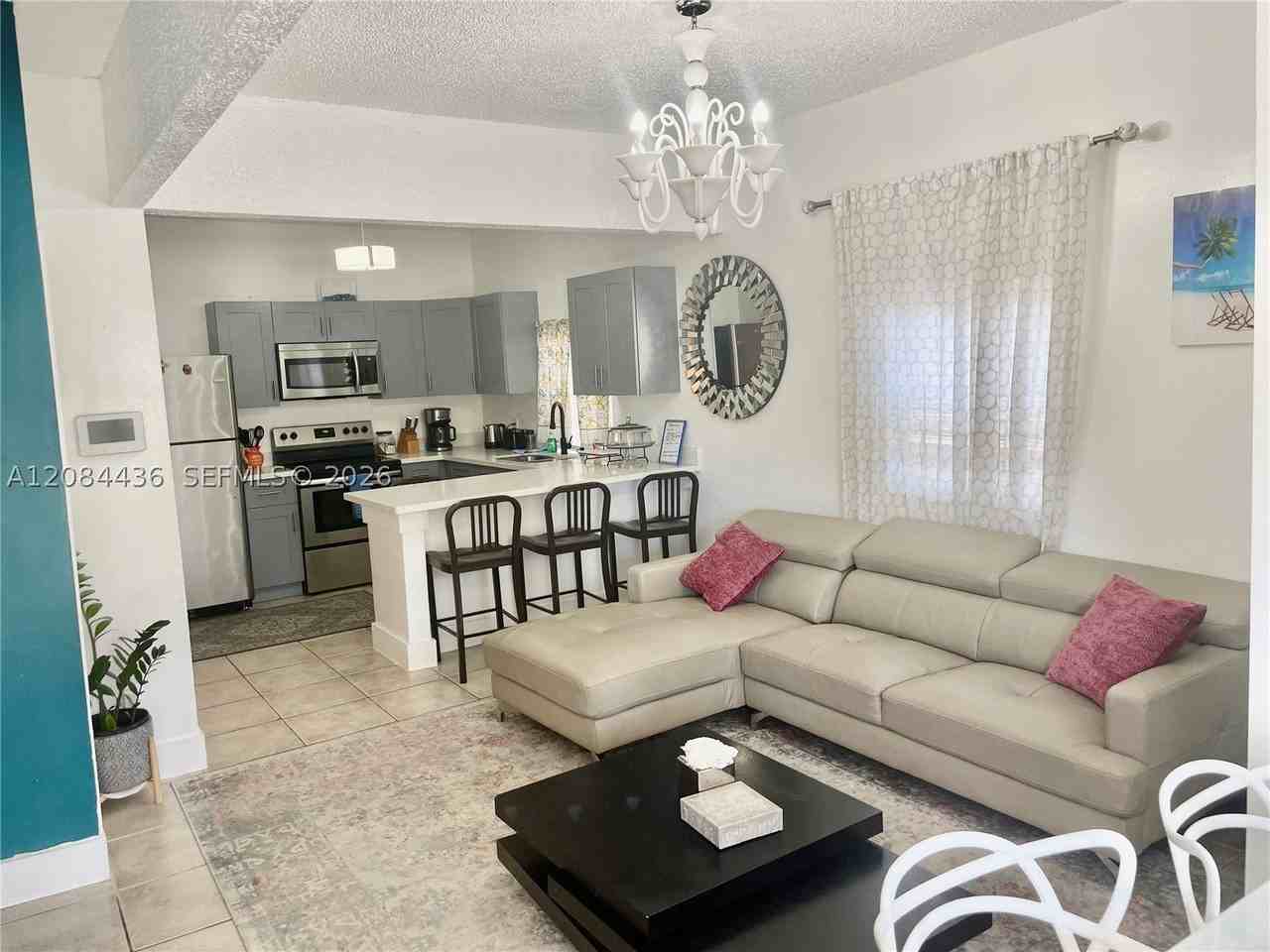 5504 Nw 3rd Ave #F - Photo 4 of 9
