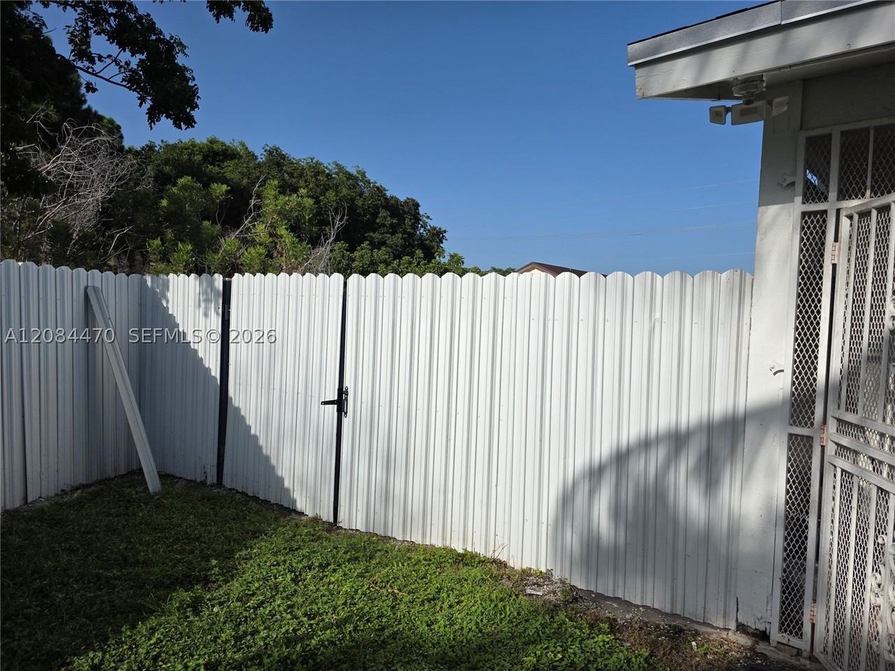 16203 Sw 302nd St - Photo 3 of 17