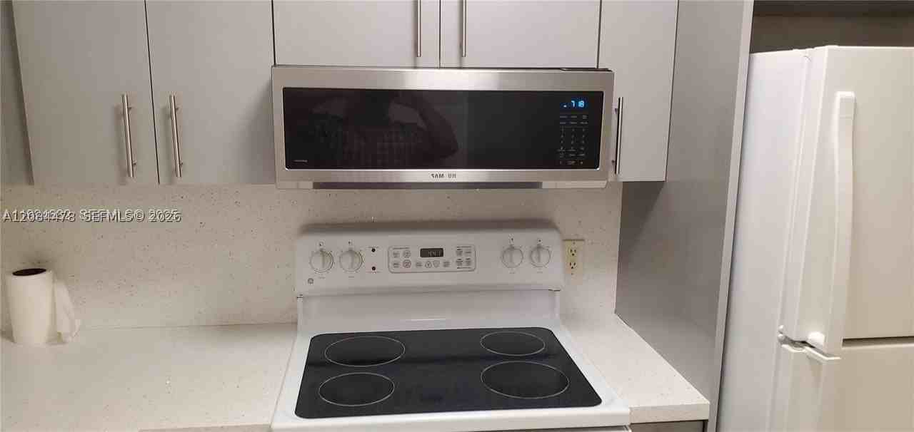 400 Sw 134th Way #102F