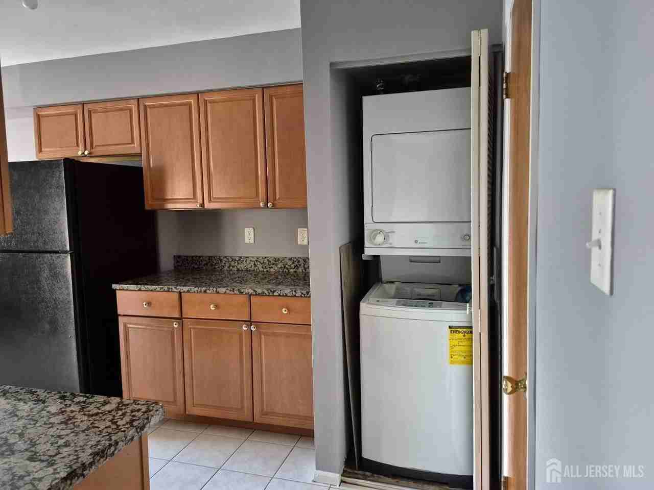 915 Edison Glen Ter - Photo 5 of 23