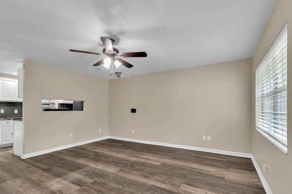 5031 Nw 28th Ter - Photo 5 of 27