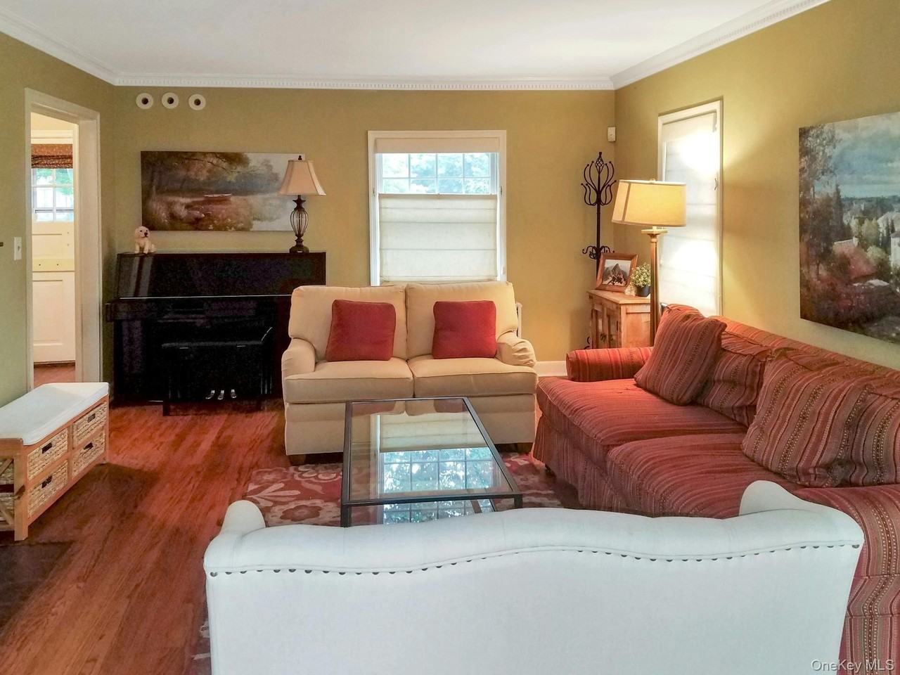 1864 Palmer Ave - Photo 2 of 36