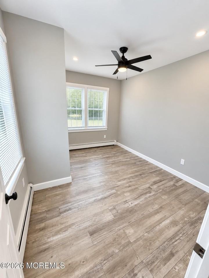 116 De Witt Ave - Photo 5 of 12