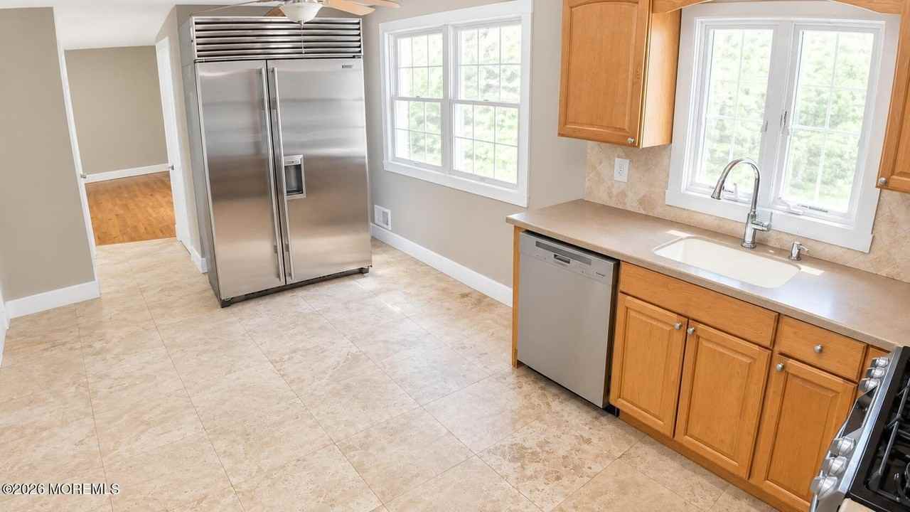 5 Sandburg Dr - Photo 5 of 26